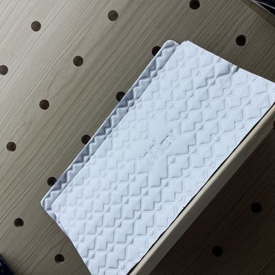 अच्छा दाम 2.5 मिमी ऑटोमोबाइल कंपन न्यूनीकरण पैड / चमकदार रम्बस एल्यूमीनियम पन्नी / कार ध्वनि मृत चटाई ऑनलाइन